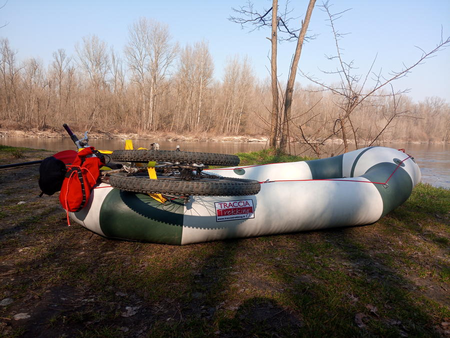 packraft TRACCIAtrekking  MODELLO PR245 - sul prezzo pubblicato sconto di Euro 30,00 inserendo il codice sconto!!