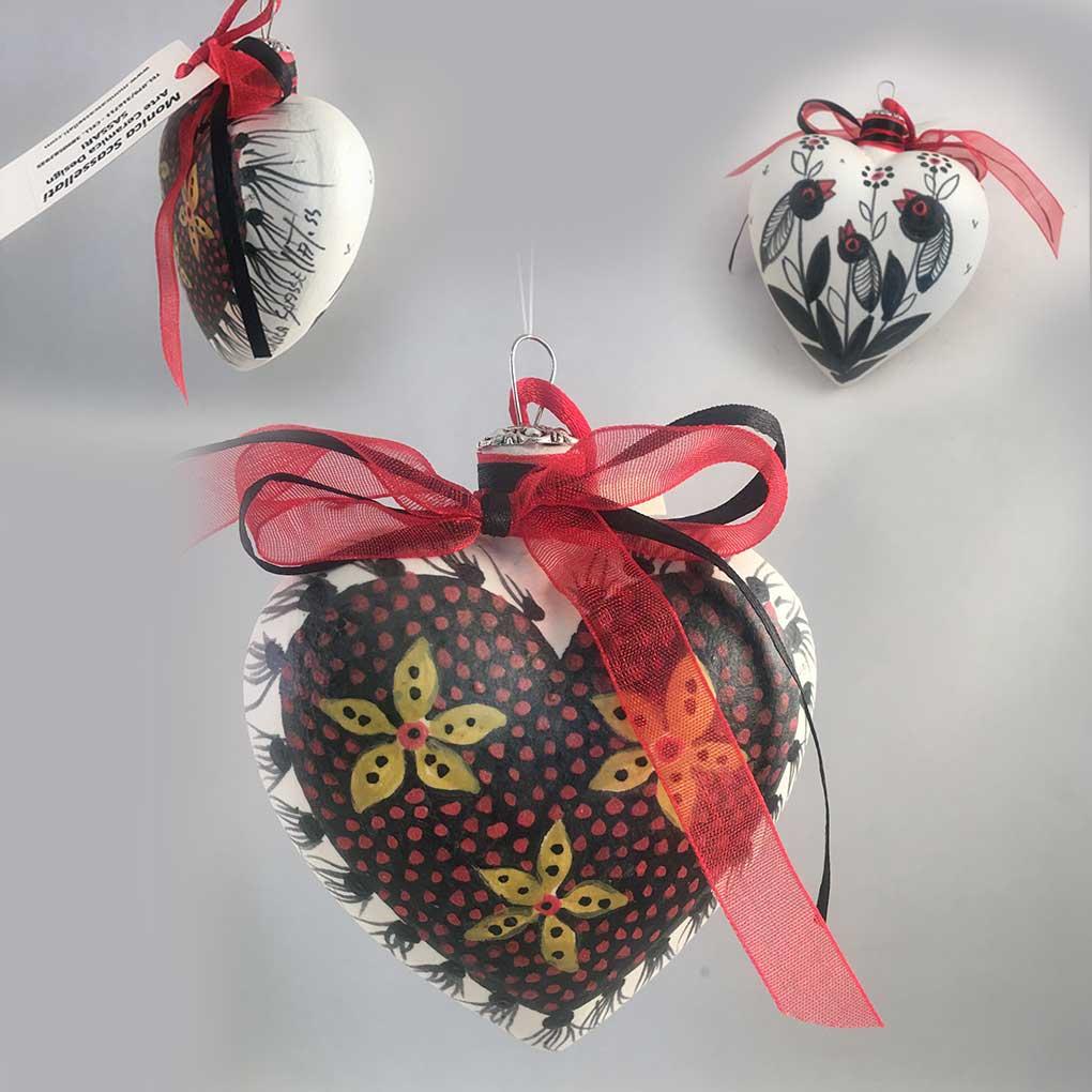 Palla di Natale Cuore Piccolo. decoro su entrambi i lati come da foto. Pezzi Unici