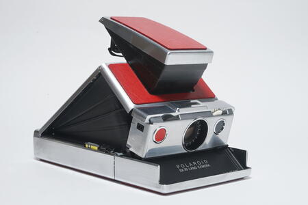 POLAROID SX 70 VINTAGE - LAND CAMERA Modificata per 600 - PELLE ROSSA - RIGENERATA + attacco treppiede e cinghia!