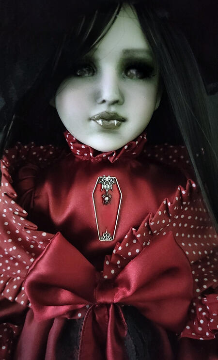 Mavis bambola Vampiro 55 cm.  Horror Creepy fatta a mano 