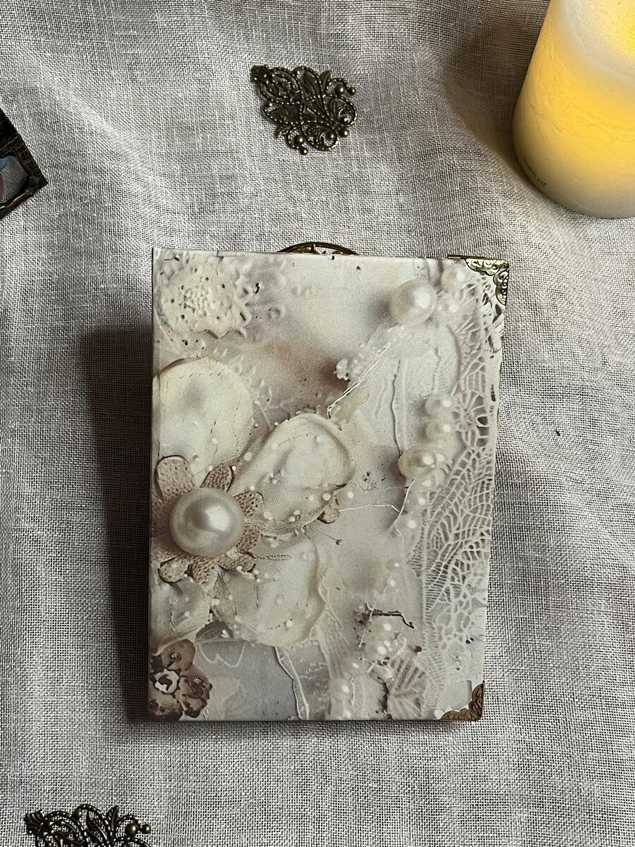 Shabby journal