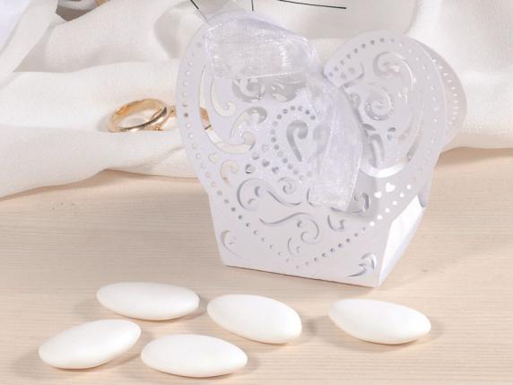 Scatolina a forma di cuore intagliata bianca in carta cf.25 pezzi