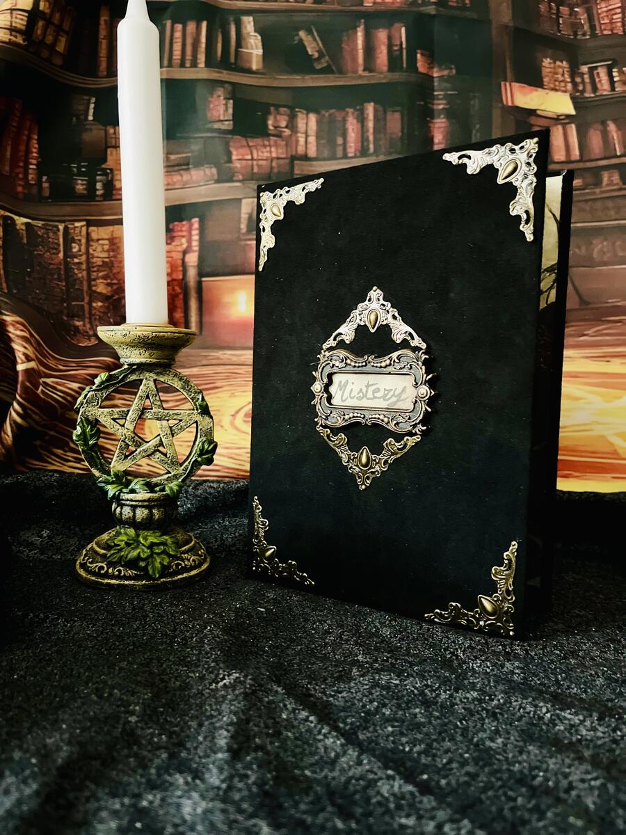Journal Mistery