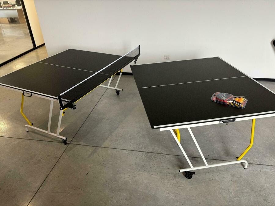 Ping pong Richiudibile urban play mod. light regolamentare,trasportabile in valigia, da interno, racchette e palline colore VERDE
