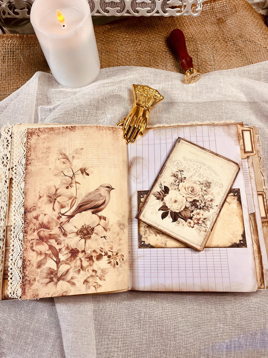 Journal Vintage Ivory