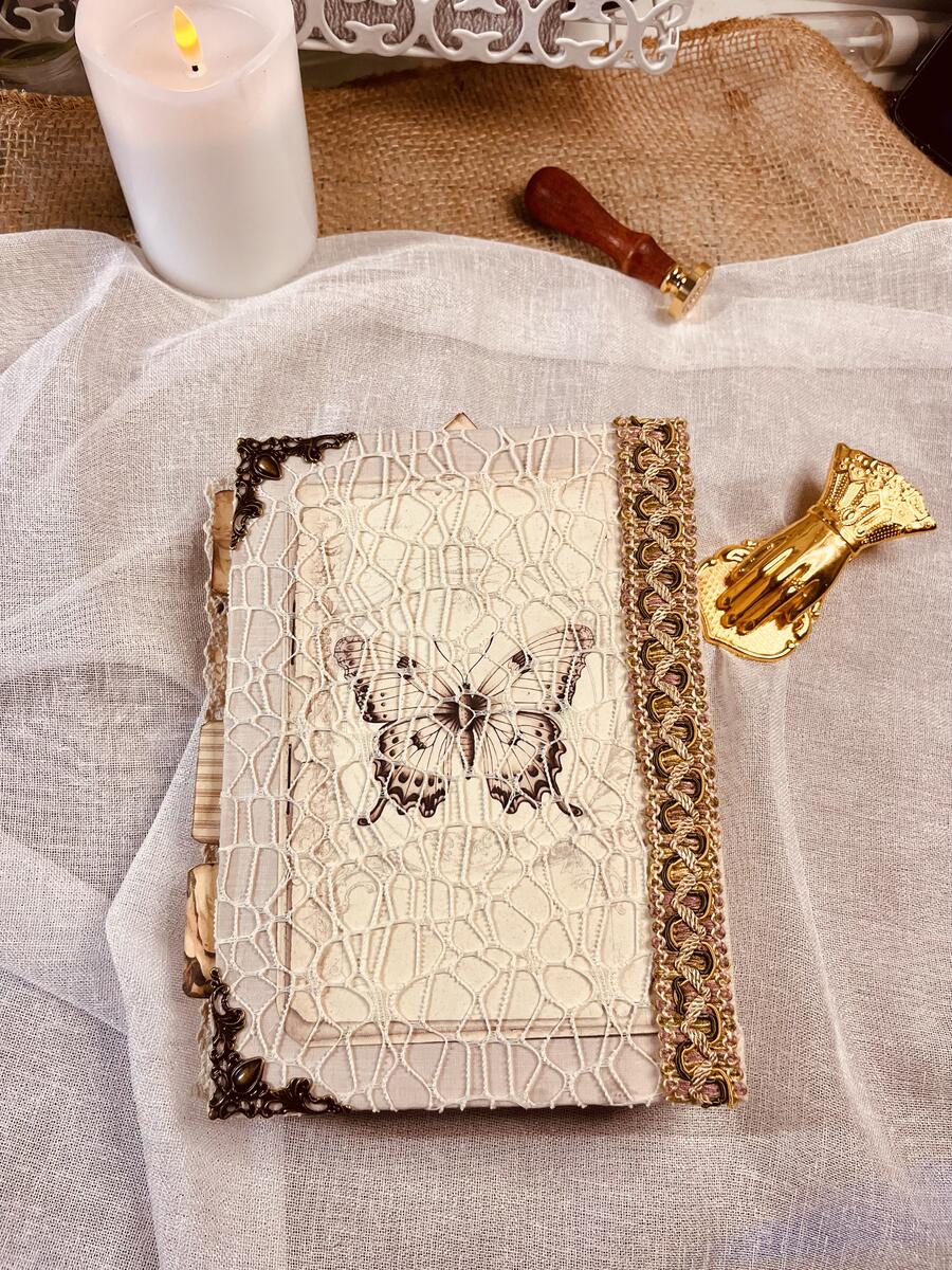 Journal Vintage Ivory