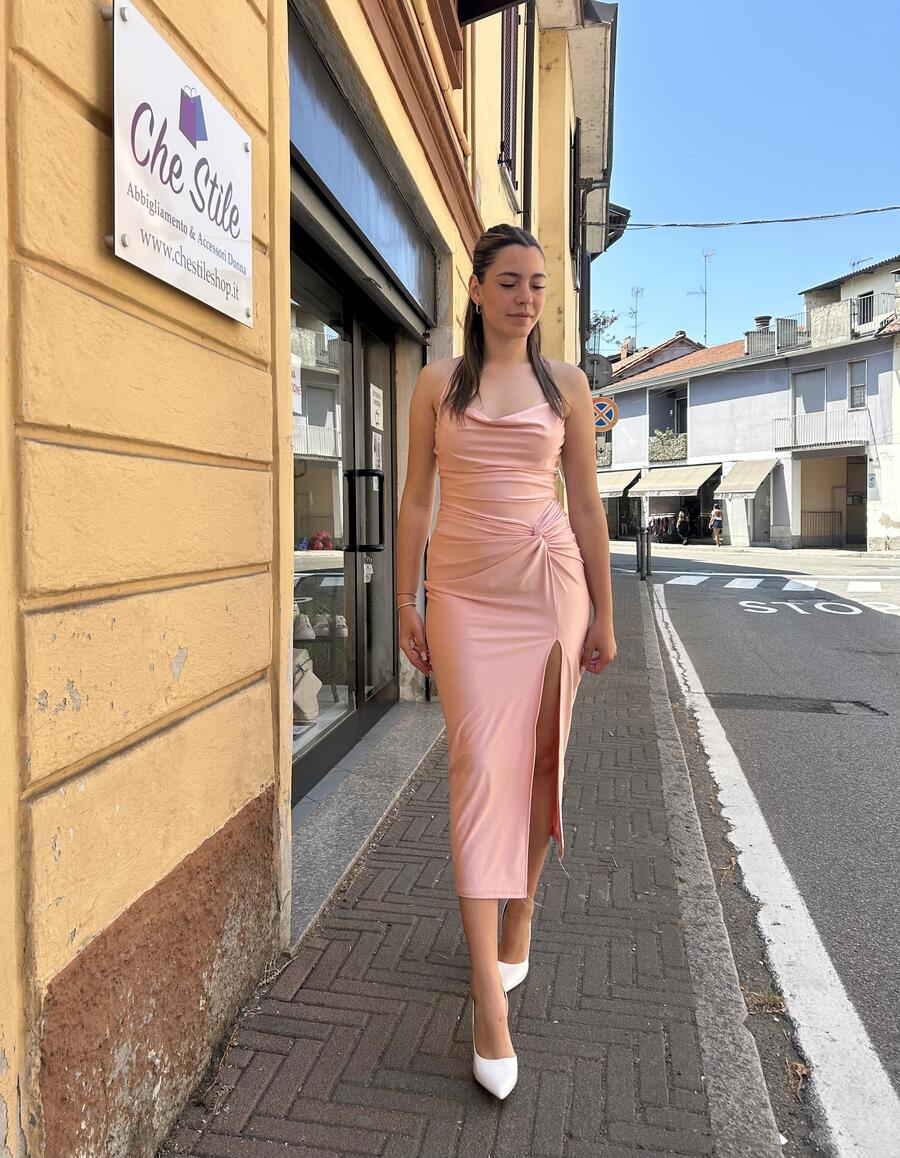 NOVITÀ Abito lungo in satin con nodo e spacco