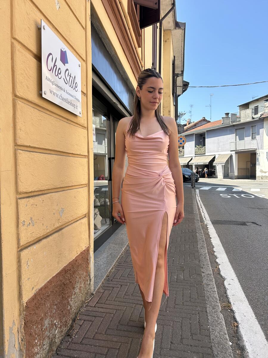 NOVITÀ Abito lungo in satin con nodo e spacco