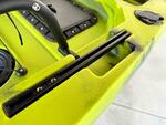 Kayak a Motore di prua Haswing Cayman 55lb con GPS + Pedali divisibile Big Mama Triken 330 live S, con ruote e vasca del vivo