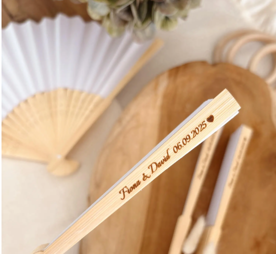 Ventagli con Incisione Personalizzata 