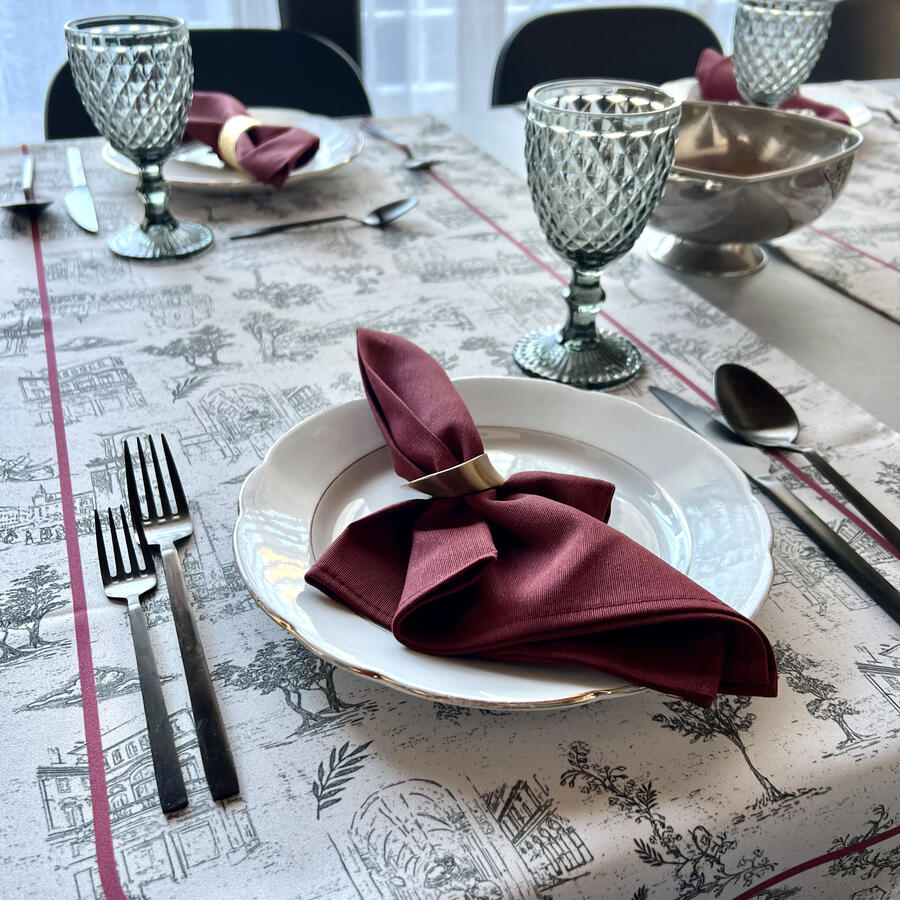 Bologna Vintage Style Table Runner