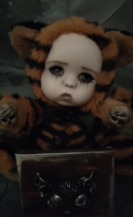 Betsy Artista peluche stoffa e porcellana
