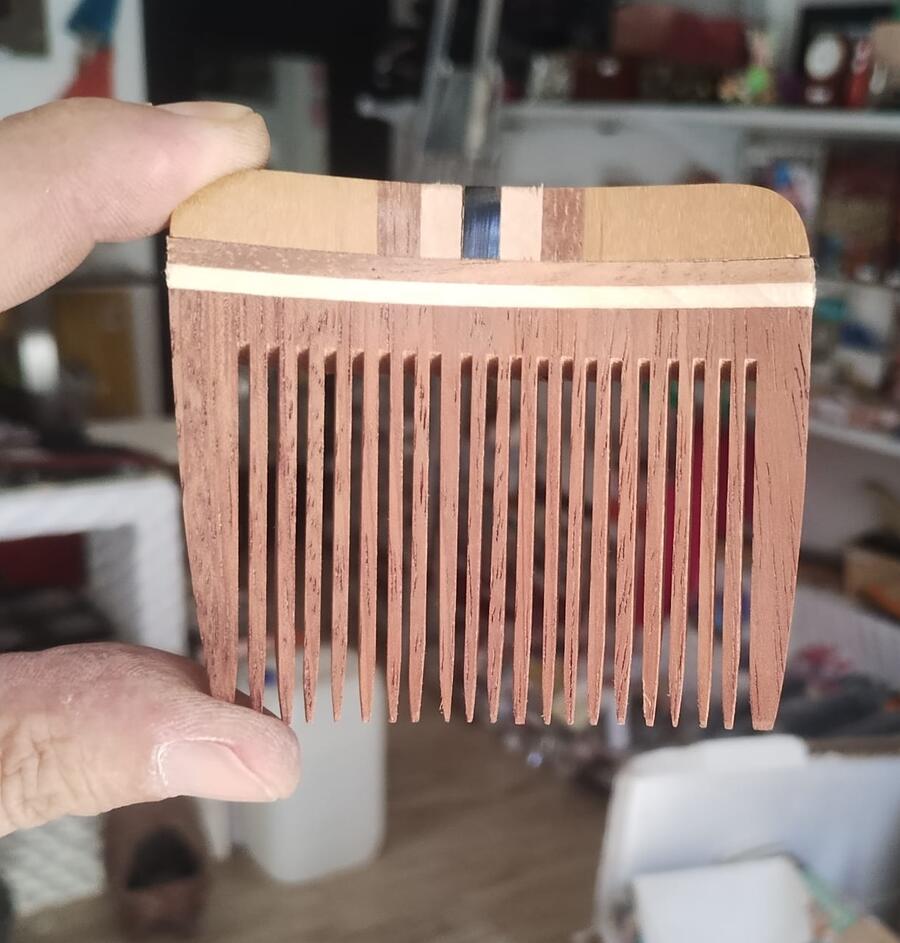 Set 2 fermacapelli Etnico in Legno Intagliato – Stile Bohemien e Artigianale 