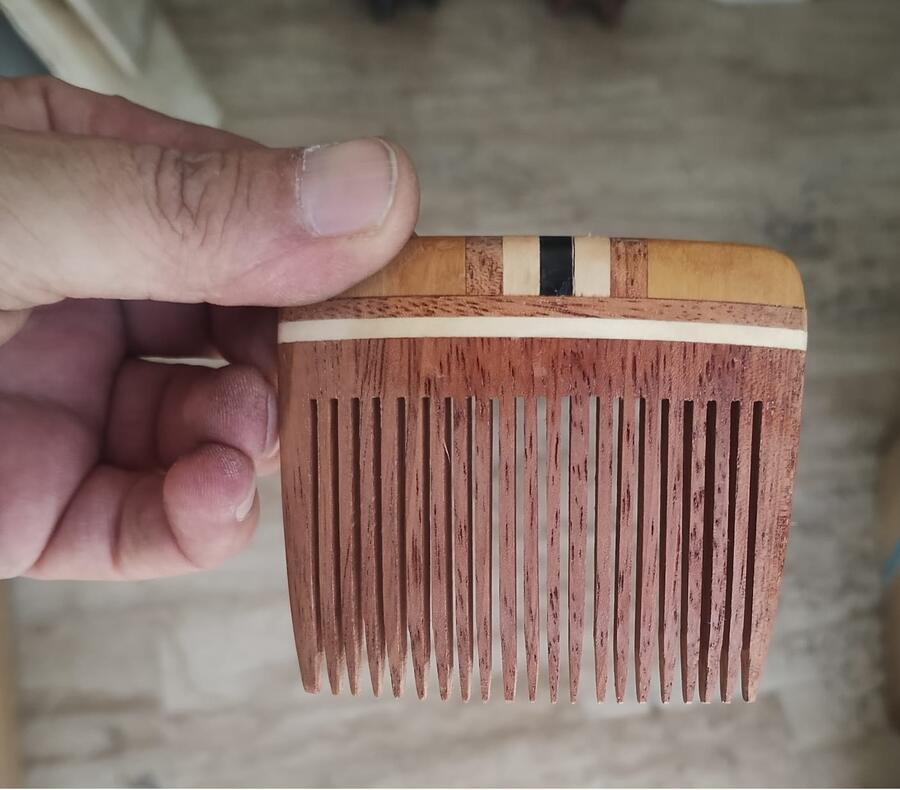 Set 2 fermacapelli Etnico in Legno Intagliato – Stile Bohemien e Artigianale 