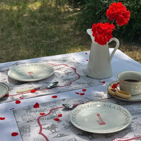Tovaglietta antimacchia con tovagliolo 
