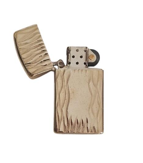 Accendino Zippo Vintage Placcato Oro con Scatola Originale – Anni ‘70/80 (Raro)