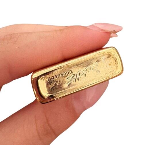 Accendino Zippo Vintage Placcato Oro con Scatola Originale – Anni ‘70/80 (Raro)
