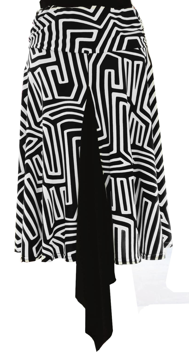 Soft skirt in various patterns with a tail inside 2-0056