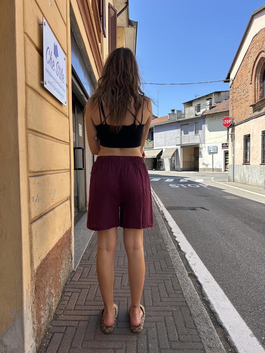 NOVITÀ Bermuda in cotone a tinta unita