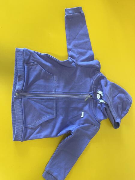 Felpa zip e taschine viola con logo Carrera 12 mesi 