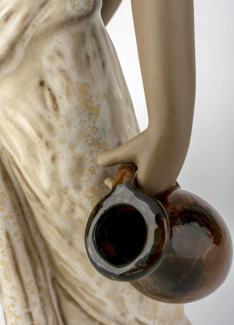 Lladró  - Scultura “Acquaiola” – Figura Femminile in Gres con Brocche d’Acqua