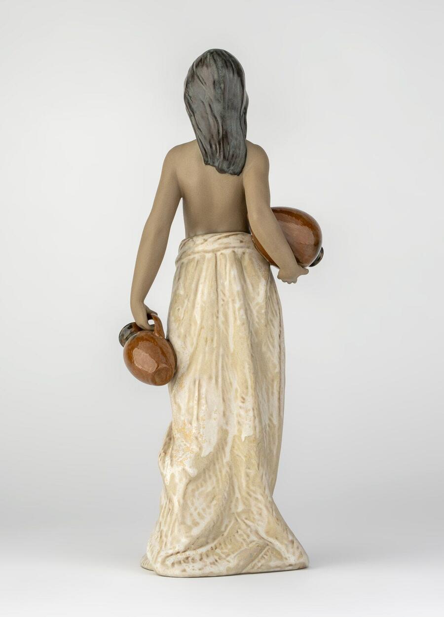 Lladró  - Scultura “Acquaiola” – Figura Femminile in Gres con Brocche d’Acqua