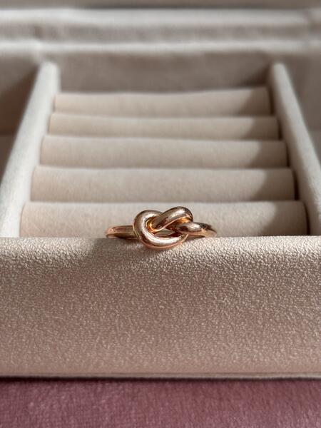 Anello nodo galvanica oro rosa 