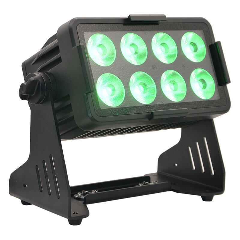 Faretto IP65 a batteria 8x10 set 4 + flight case