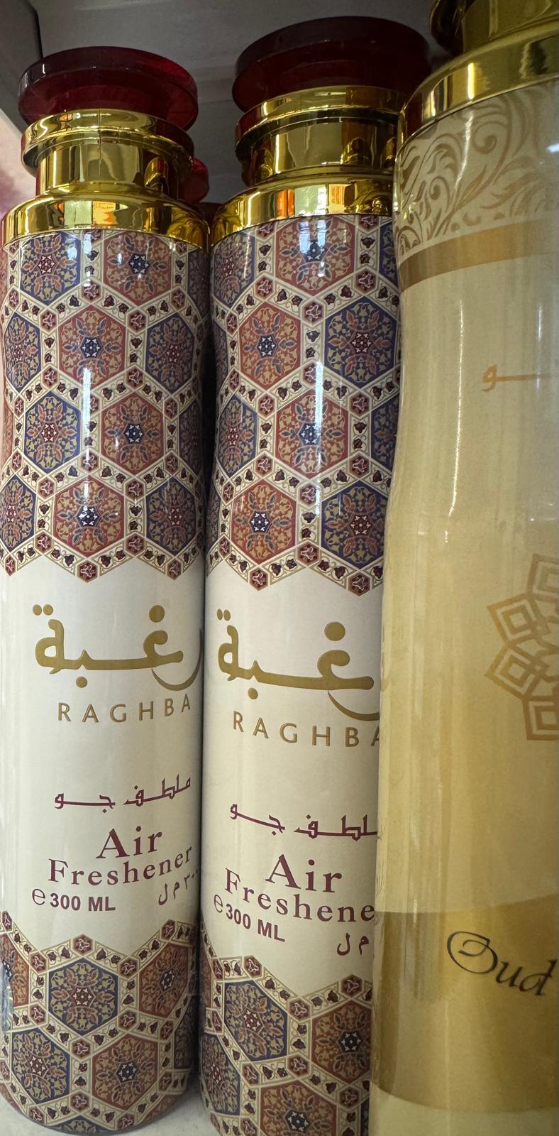 LATTAFA DEODORANTE AMBIENTE E TESSUTI FRAGANZE ARABE DA 300 ml
 [Quantità minima per ordine è di 6 pezzi]