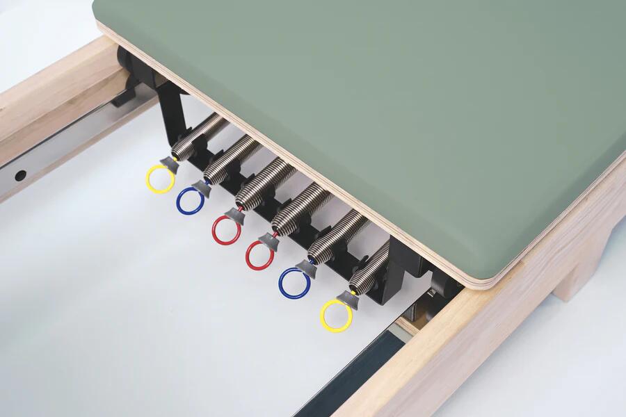 Reformer in legno di quercia naturale PTX 5000 Green tea-  linea Lifeness di Toorx- Cod. PTX-5000