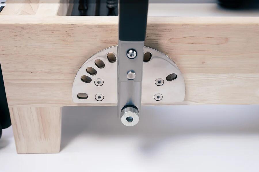 Reformer in legno di quercia naturale PTX 5000 Green tea-  linea Lifeness di Toorx- Cod. PTX-5000