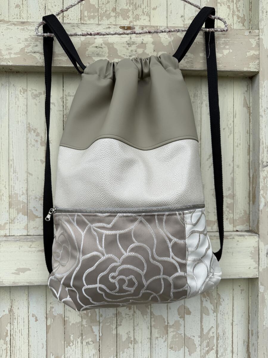 Zaino fiori stilizzati 