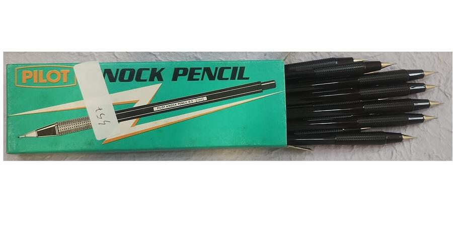 Confezione 12 Matite Pilot Knock H 1500