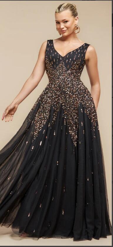 Abito nero in tulle foderato con paillettes multicolour 0957