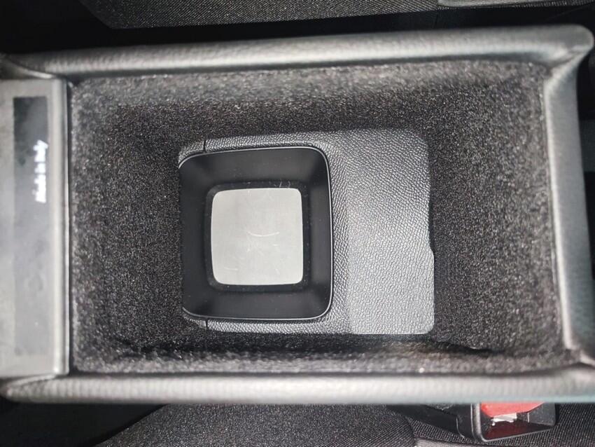 Bracciolo regolabile con portaoggetti per Citroen C3 Aircross (2025>)