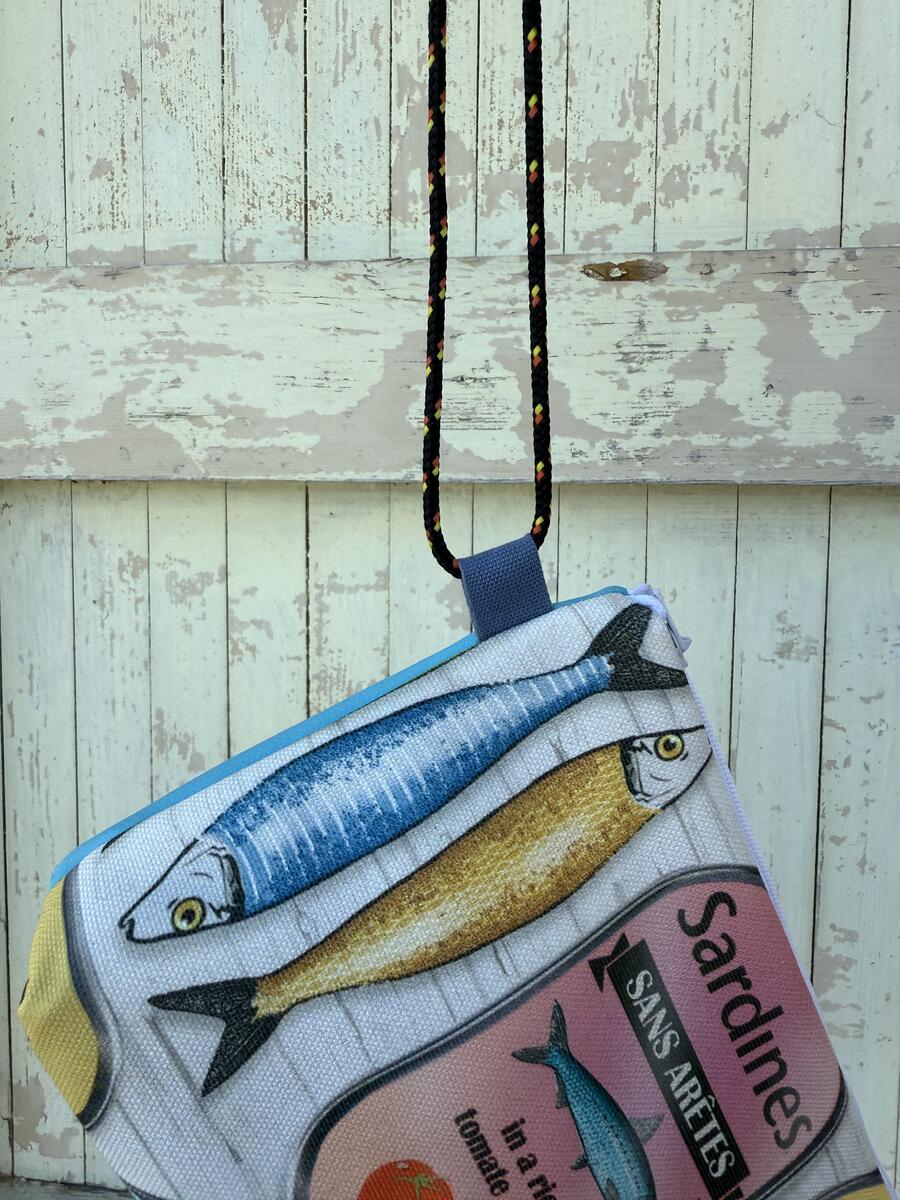 Pochette sardine
