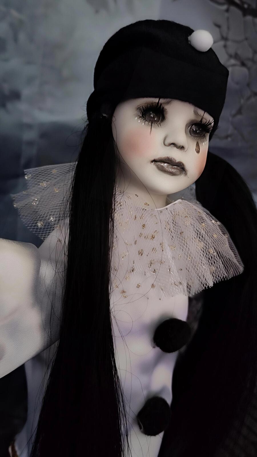 Pierrotte bambola Carillon gotica ispirata a Pierrot