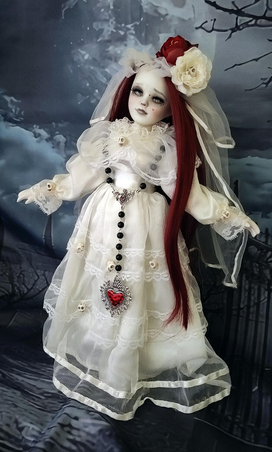Loviana bambola gotica emozionale 