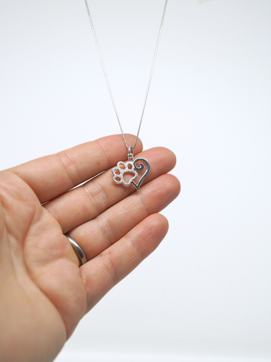 Cuore & Paw print, collar