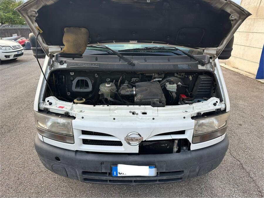 Nissan Interstar 2.5TD