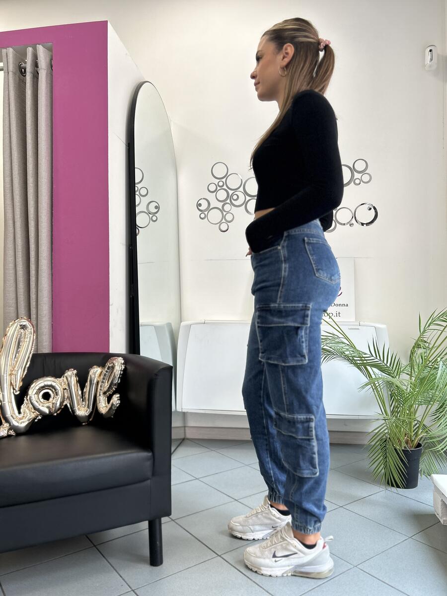 NOVITÀ Jeans cargo lavaggio scuro
