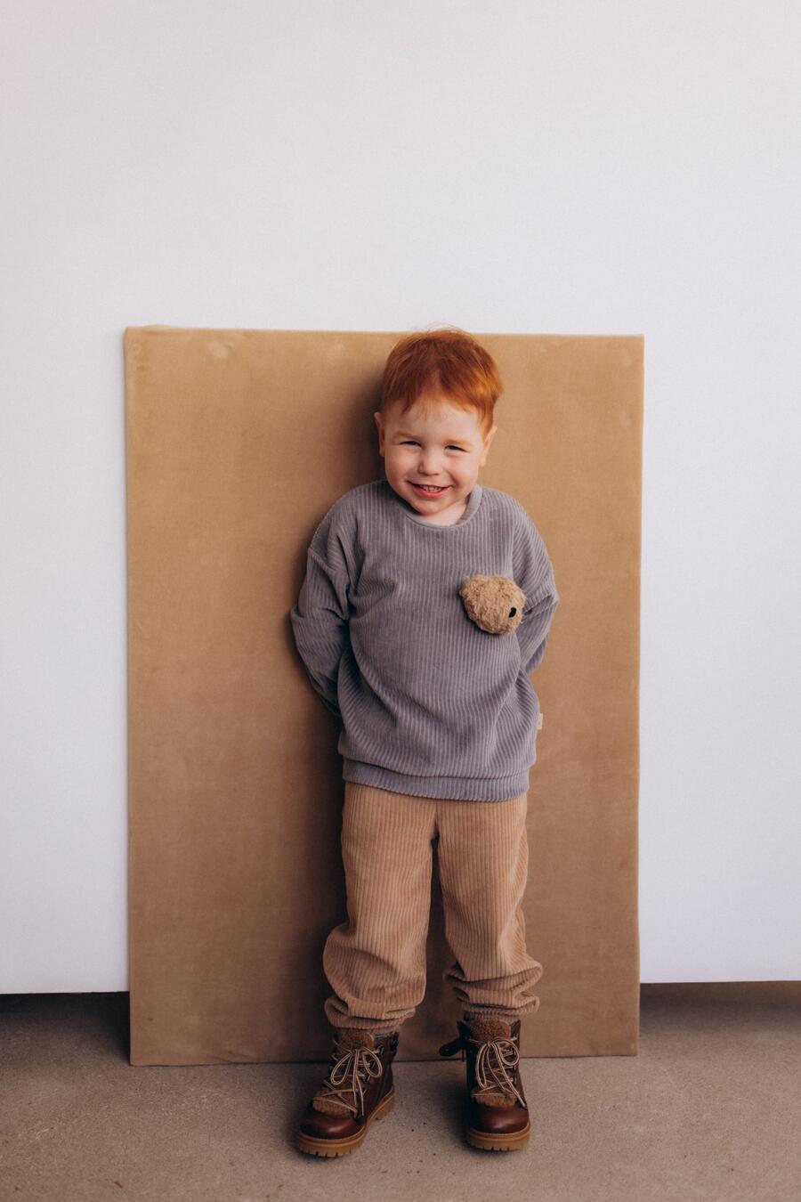 Pantaloni in Velluto a Coste in Cotone Biologico – Comfort Naturale per Bambini
