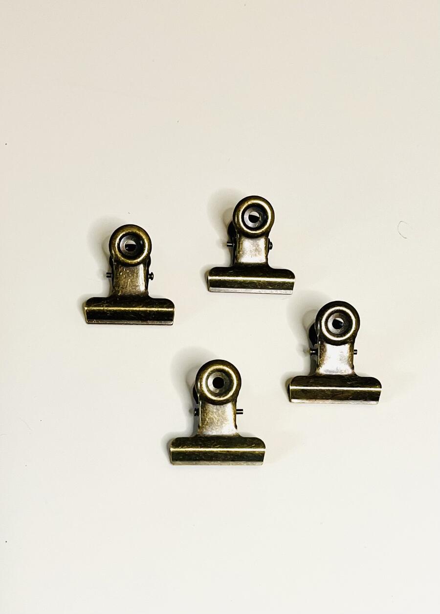 Set di 4 clip fermacarte in metallo vintage