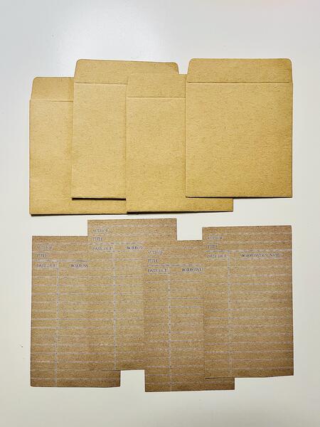 Set 10 pezzi – 5 buste vintage + 5 carte prestito biblioteca per junk journal e scrapbooking