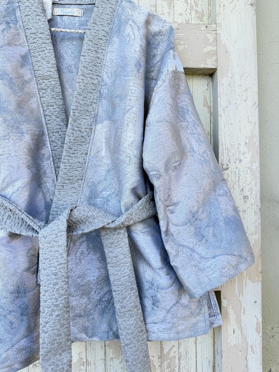 Kimono  volto