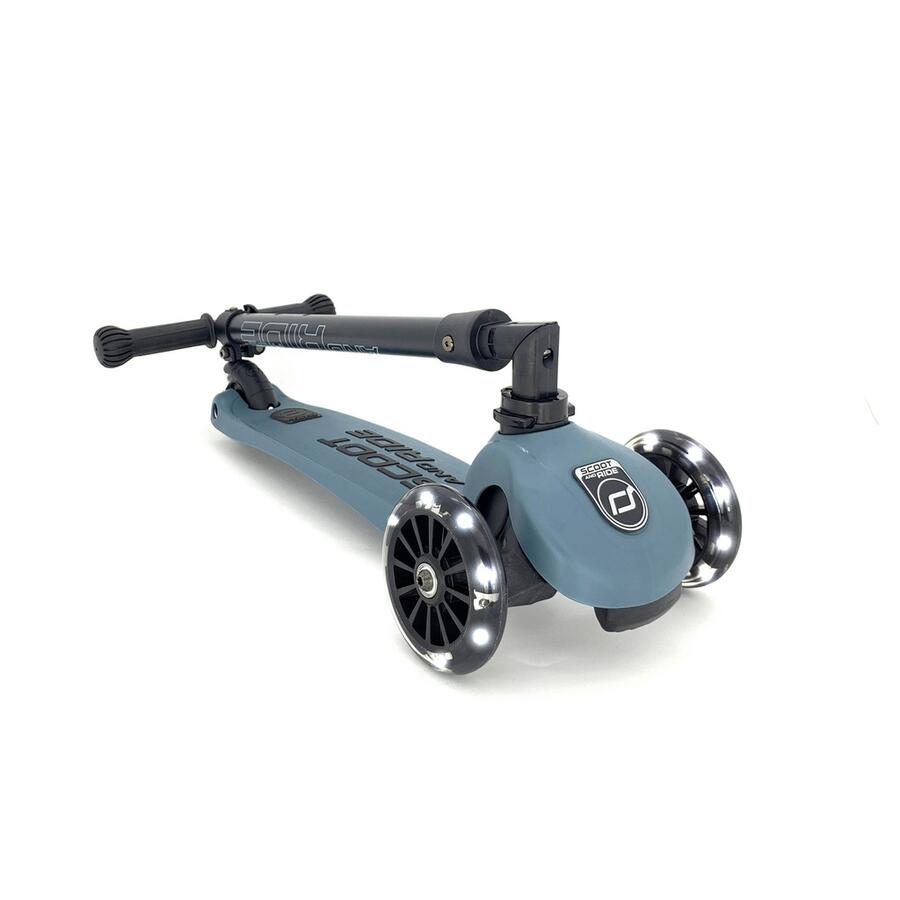 Highwaykick 3 LED – Monopattino per bambini dai 3 anni con ruote luminose - Colori assortiti