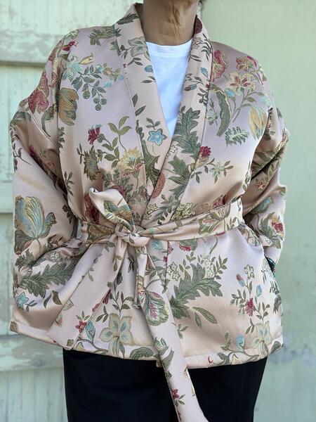 Kimono  fiori cipria 