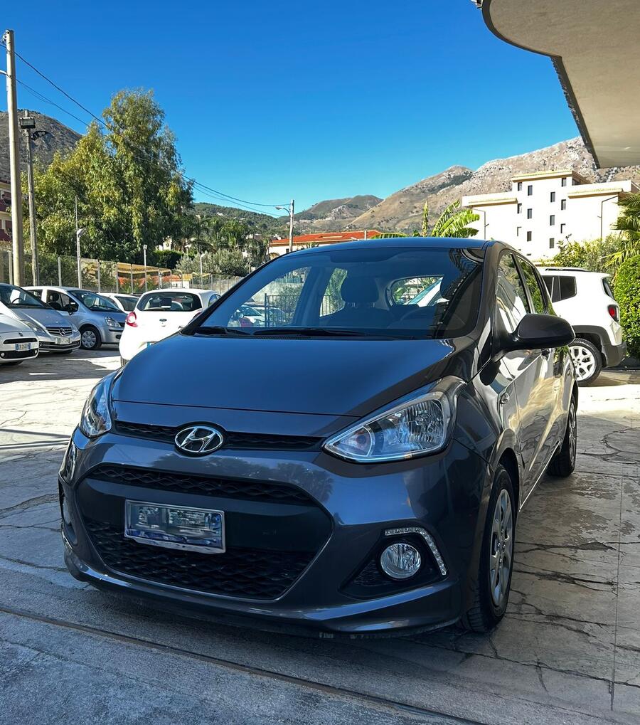Hyundai i10