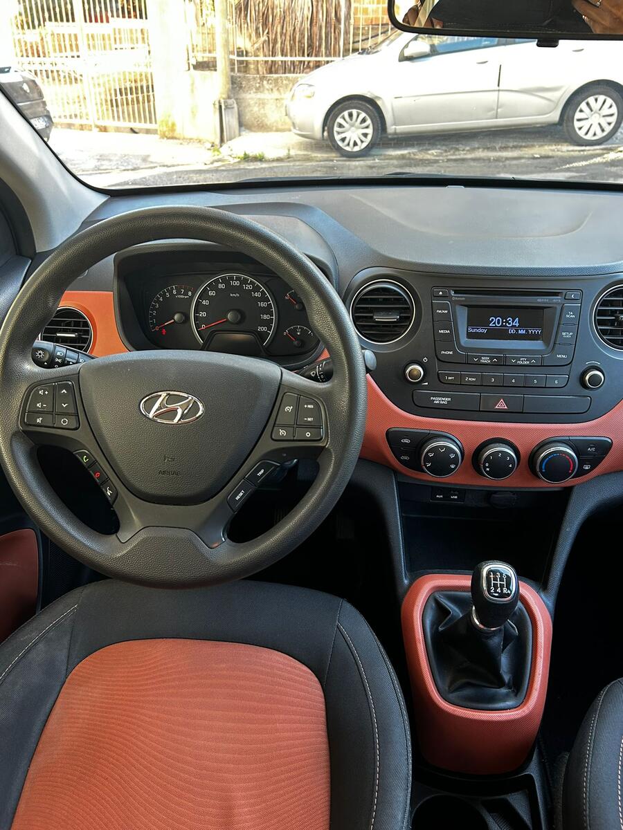 Hyundai i10