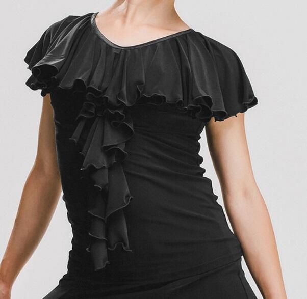 Maglia da ballo con volant a spirale U436